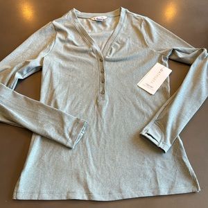NWT Athleta Uptempo Ribbed Henley